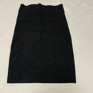 Bebe women’s skirt,size S/Petite.